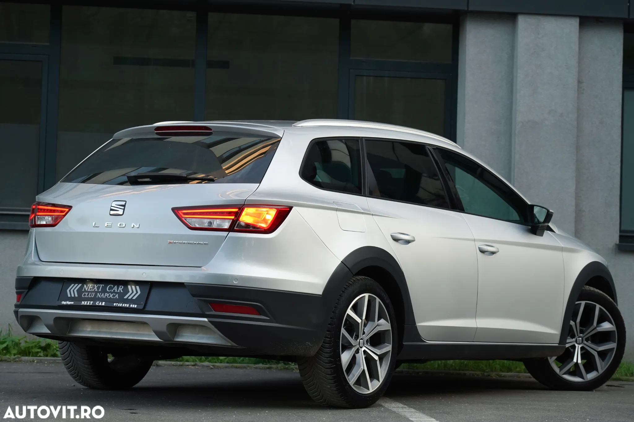Seat Leon ST 1.6 TDI Start&Stop X-Perience - 3