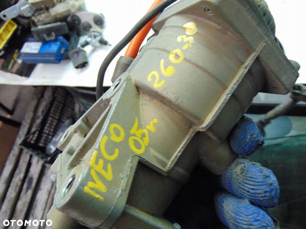 IVECO MAGIRUS 260-30 05r ZAWÓR GŁÓWNY HAMULCA - 4