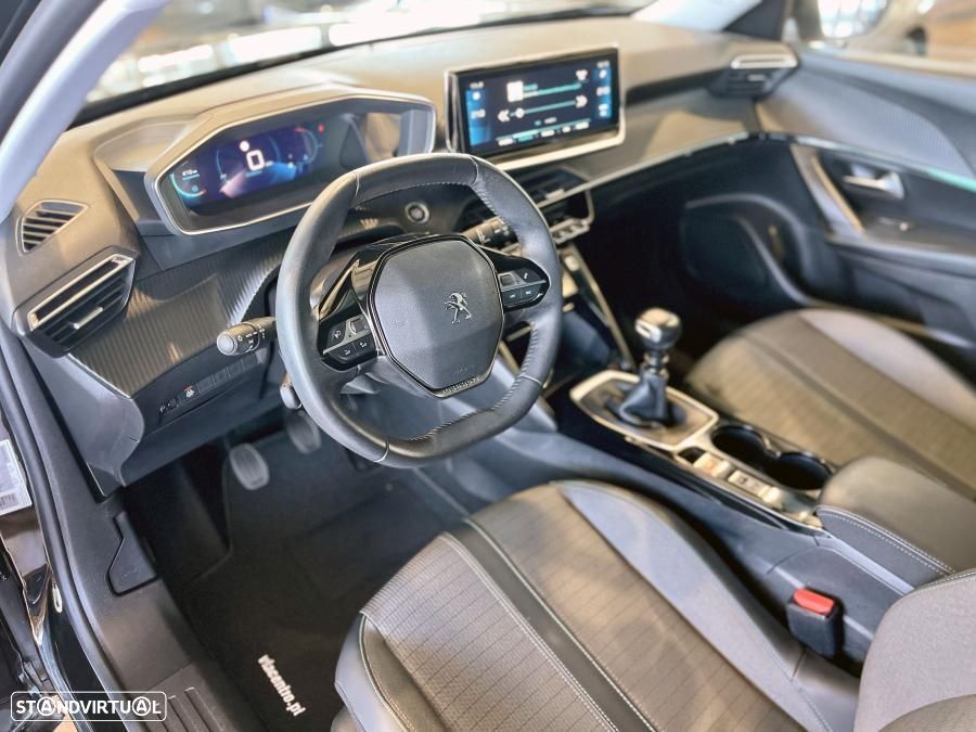 Peugeot 2008 1.2 PureTech Allure Pack - 12