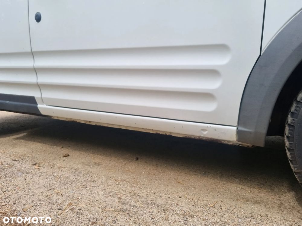 Ford Transit Connect - 20