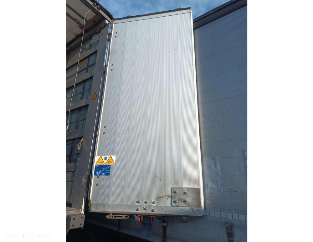 Schmitz Cargobull SCS24/L Lifting Axle - 7