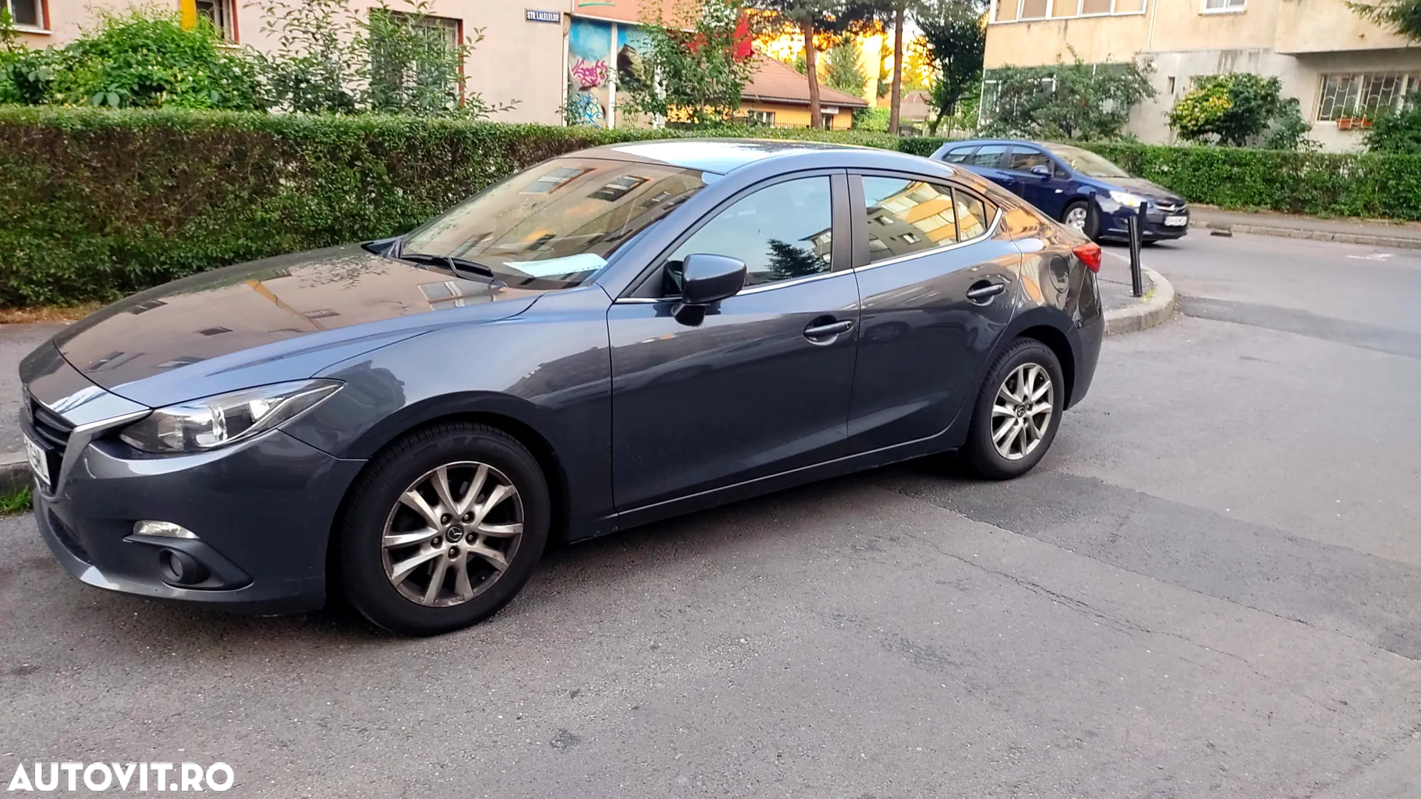 Mazda 3 - 2