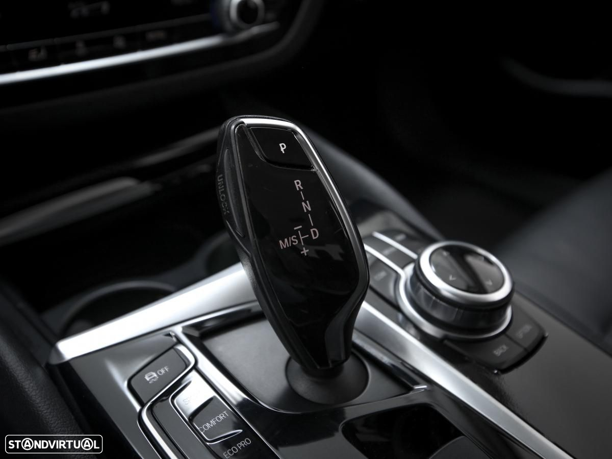 BMW 520 - 25