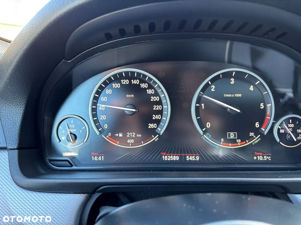 BMW Seria 5 530d xDrive - 8