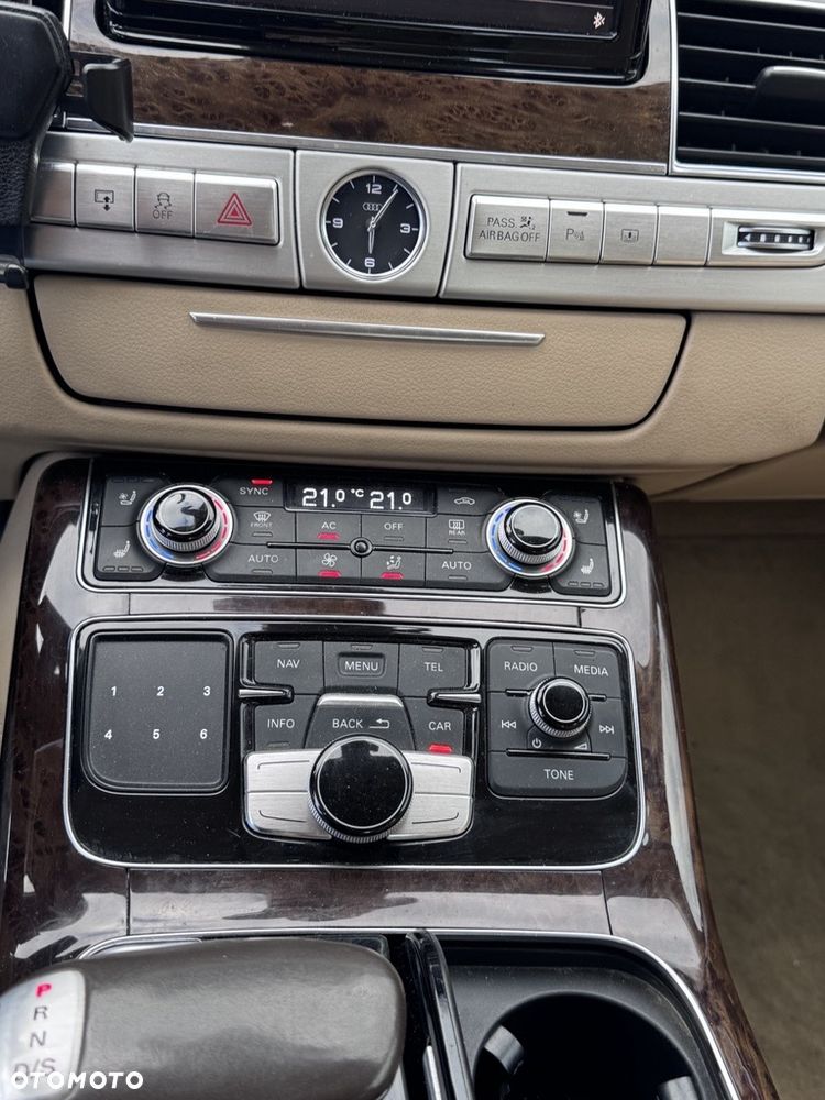 Audi A8 4.2 FSI Quattro - 8
