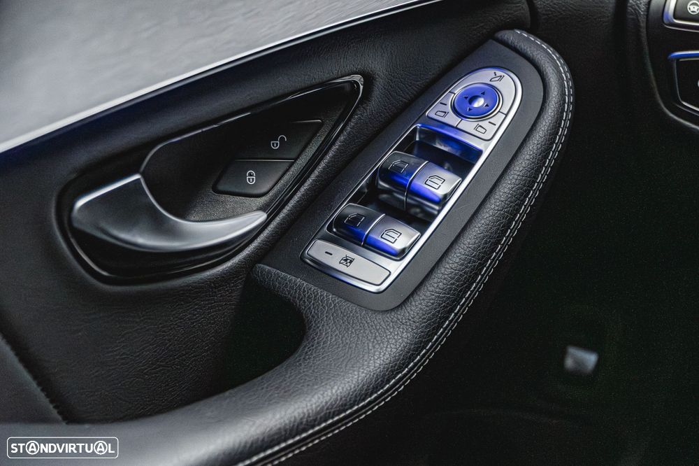 Mercedes-Benz C 300 - 14