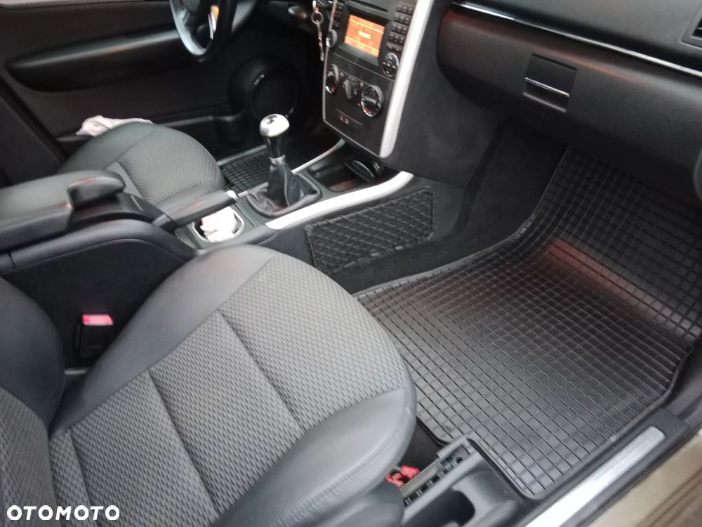 Mercedes-Benz Klasa B 180 CDI EU5 - 4