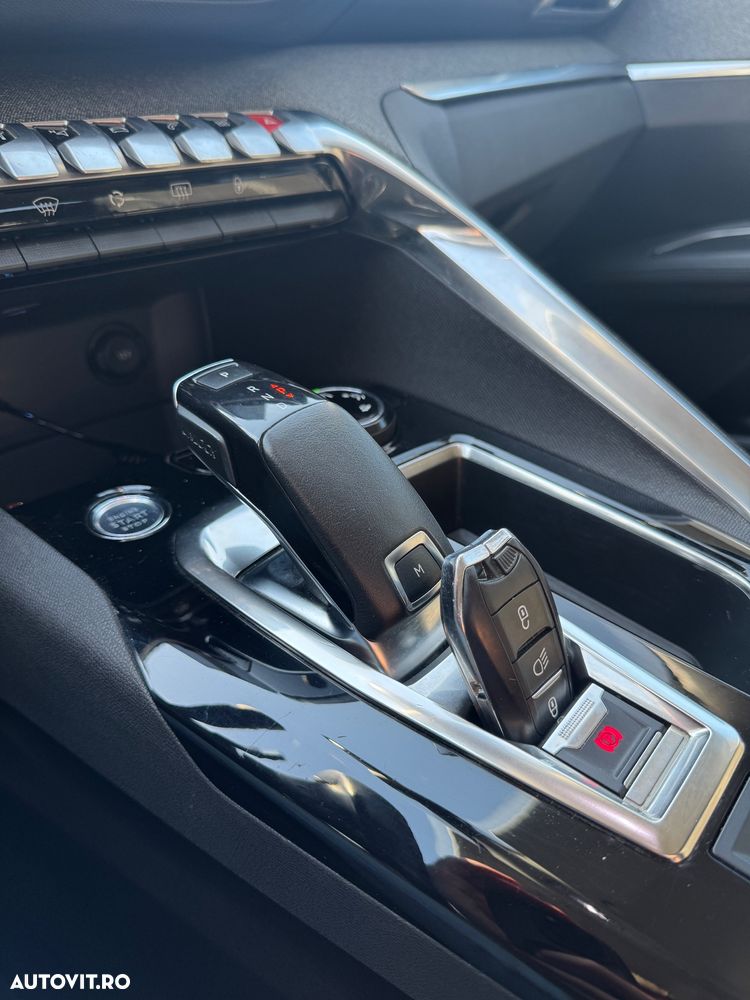 Peugeot 3008 1.5 BlueHDI 130 S&S EAT8 Allure - 14