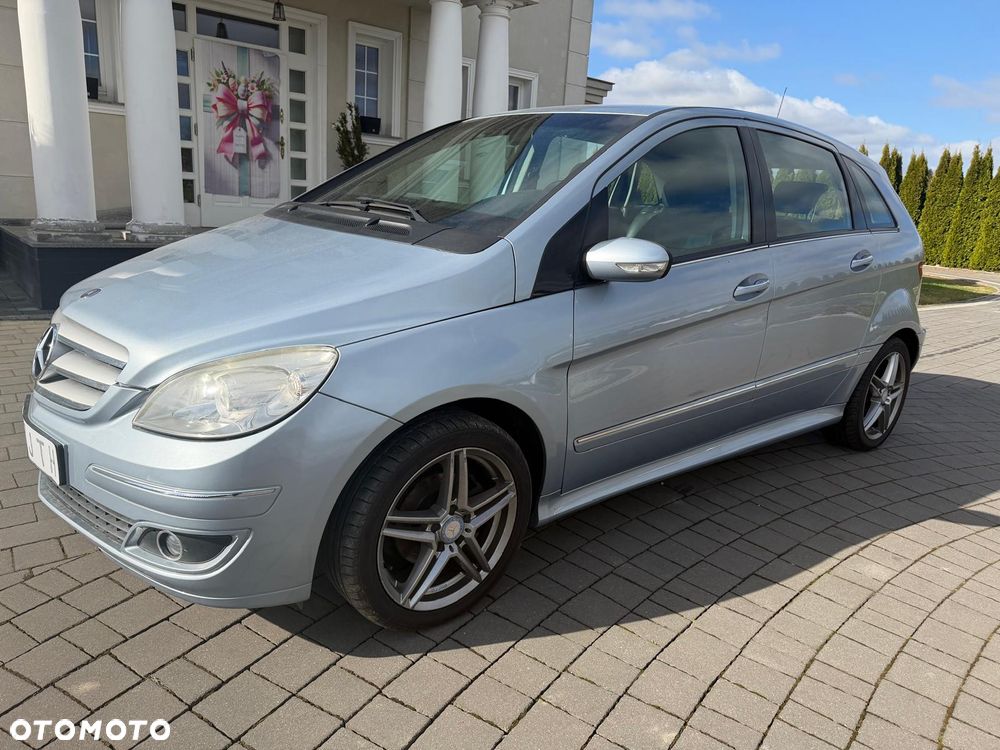 Mercedes-Benz Klasa B 160 BlueEFFICIENCY SPORT EDITION - 9