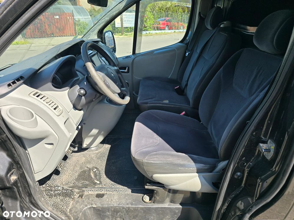 Renault Trafic Long - 13