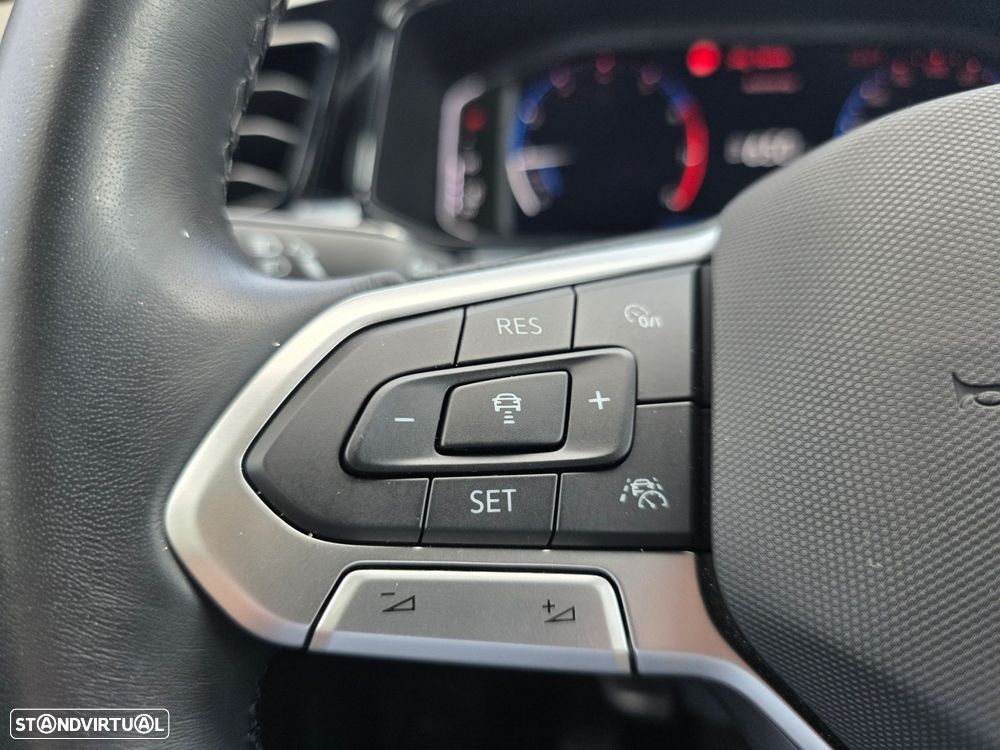 VW T-Roc 1.0 TSI Black Style - 17