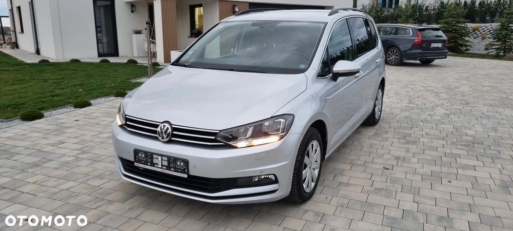 Volkswagen Touran 1.6 TDI SCR (BlueMotion Technology) DSG Comfortline - 1