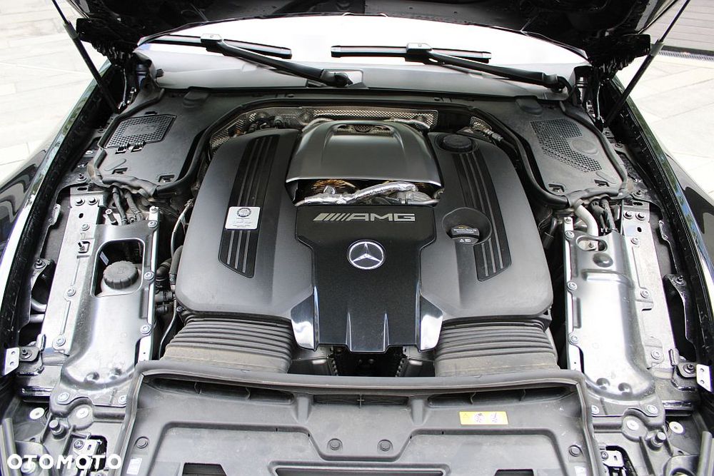 Mercedes-Benz SL AMG 63 4-Matic+ - 39