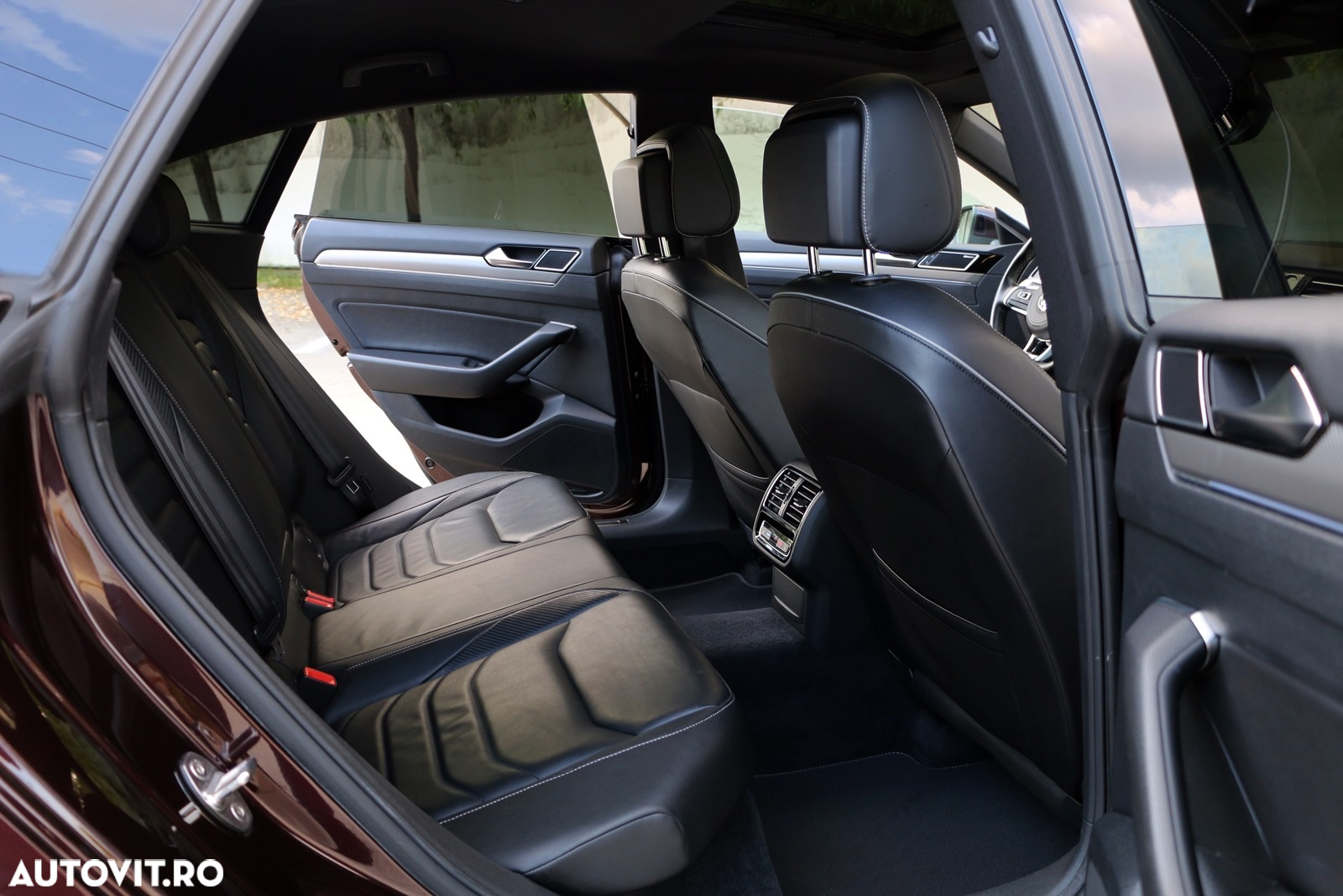 Volkswagen ARTEON 2.0 TDI DSG 4Motion R-Line - 16