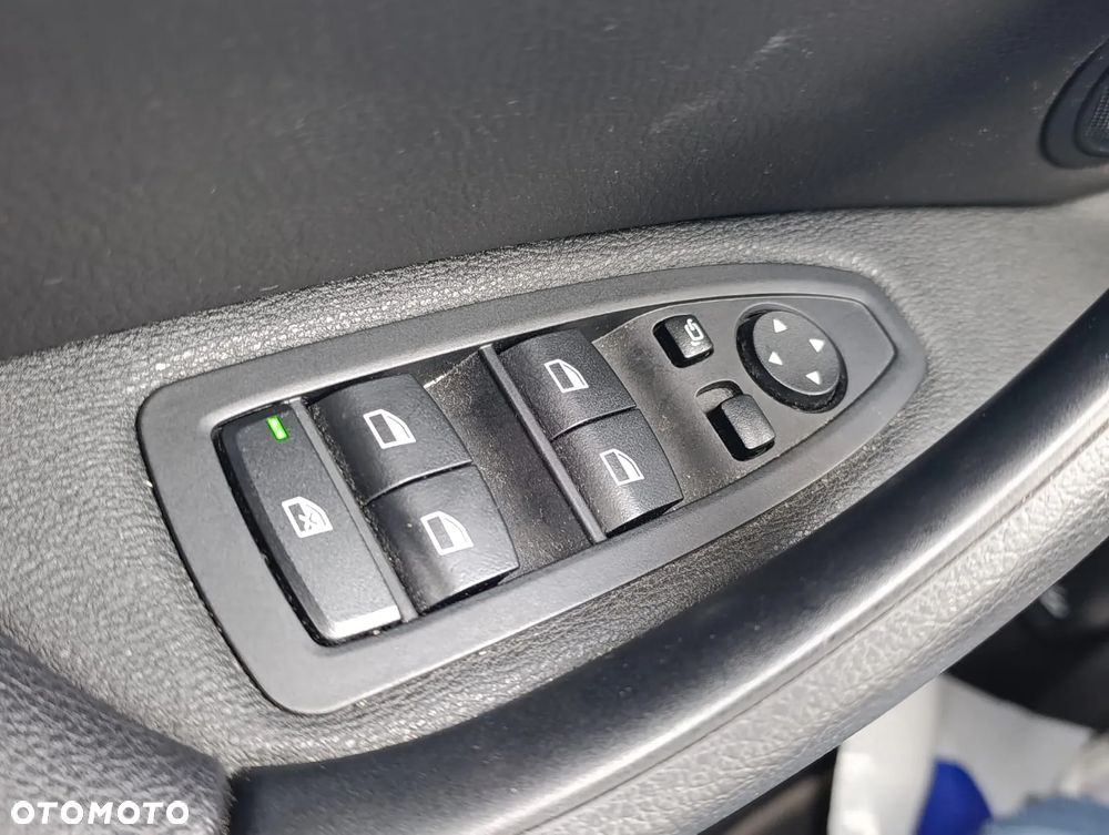 BMW X1 xDrive25i xLine - 21