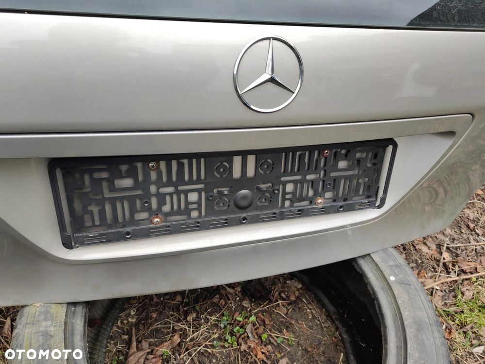 MERCEDES W203 Kombi Klapa Tylna Kombi 723 Zielona Szyba - 8