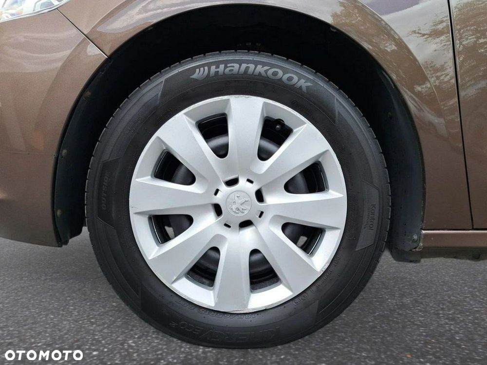 Peugeot 301 1.6 BlueHDi Active - 9