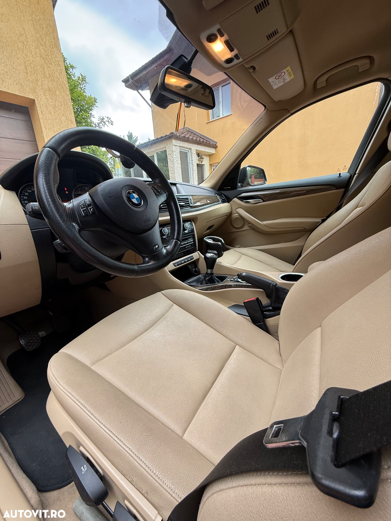 BMW X1 xDrive18d - 17