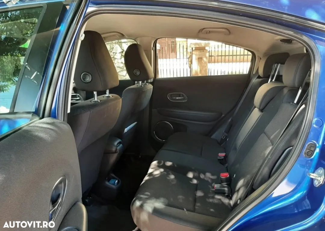 Honda HR-V 1.5 i-VTEC M/T Elegance - 14