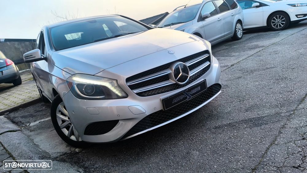 Mercedes-Benz A 180 CDI BlueEFFICIENCY Aut. - 2