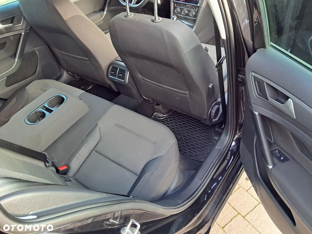 Volkswagen Golf 1.6 TDI BMT Comfortline - 10