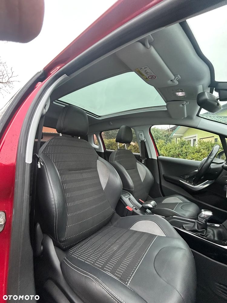 Peugeot 2008 PureTech 110 Stop&Start Allure - 16