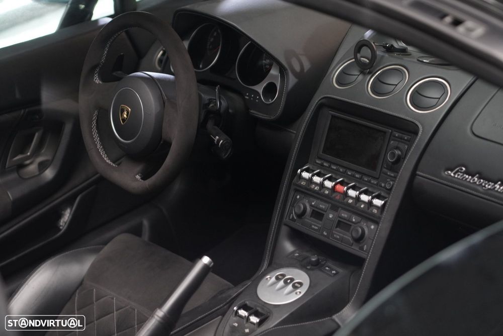Lamborghini Gallardo LP560-4 Spyder E-Gear - 12