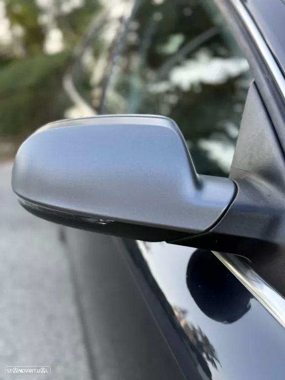 Audi A4 Avant 2.0 TDI S-line - 4