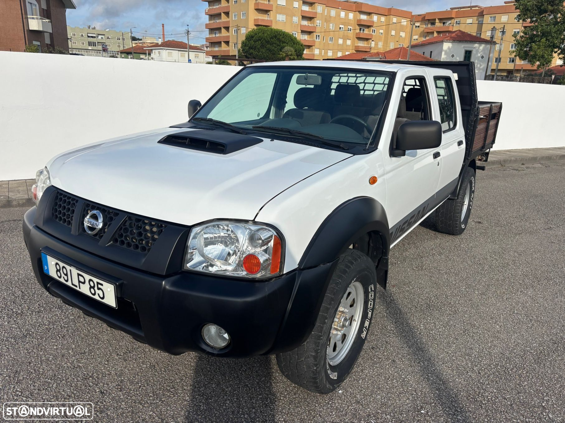 Nissan D22 King cabine dupla - 2