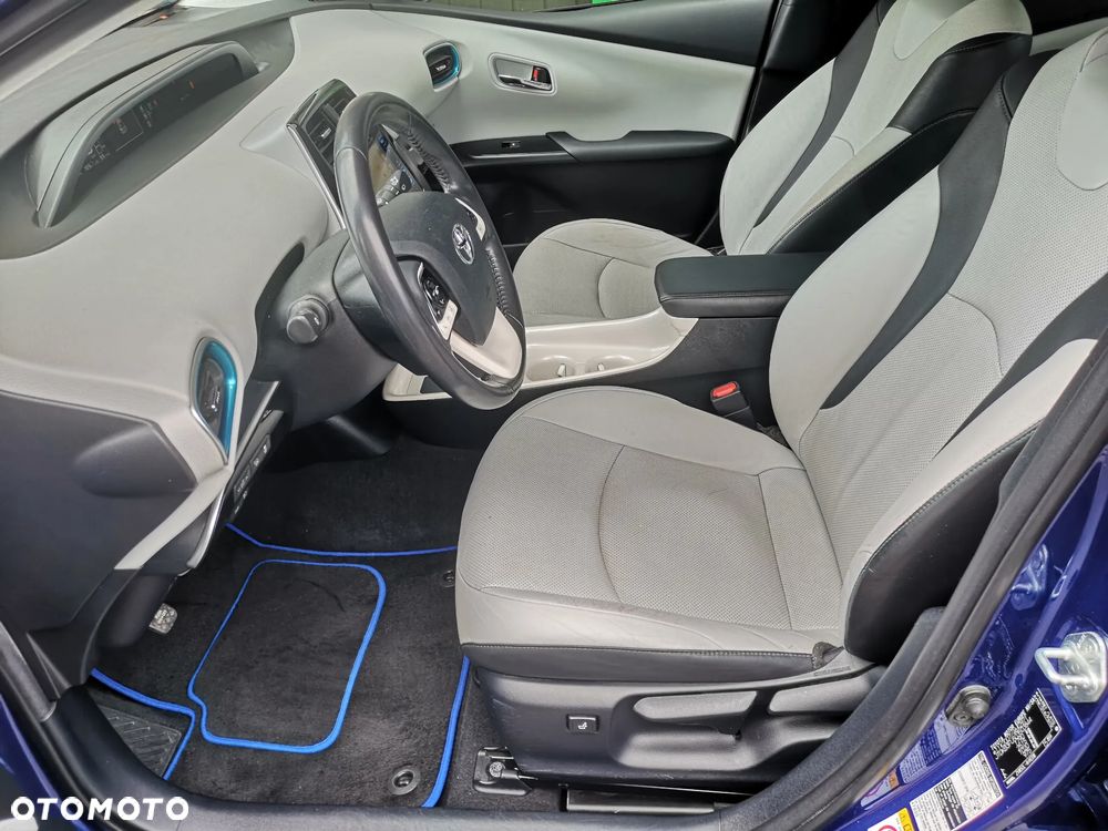 Toyota Prius 1.8 Hybrid Prestige - 25