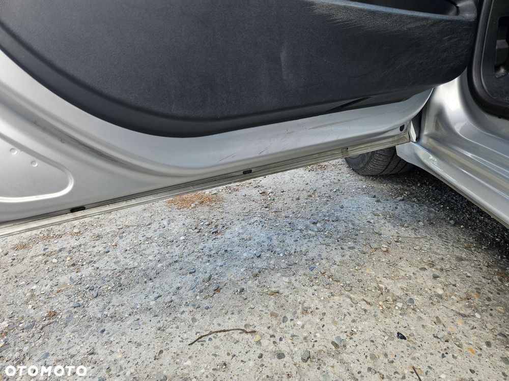 Peugeot 208 1.4 VTi Active - 25
