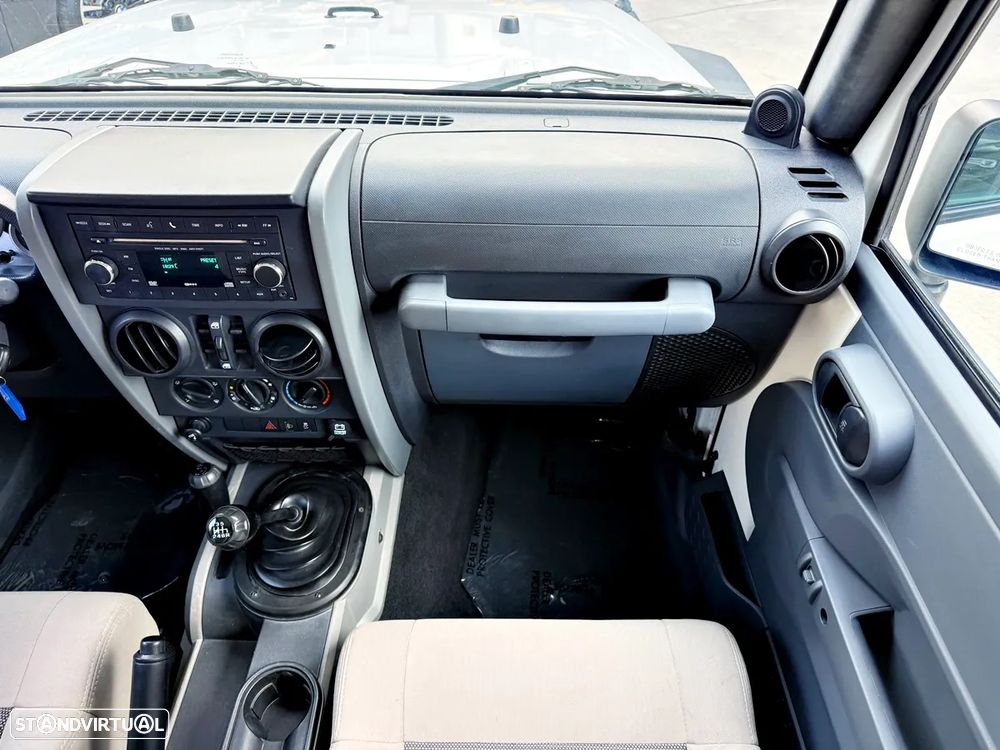 Jeep Wrangler 2.8 CRD MTX Sport - 12