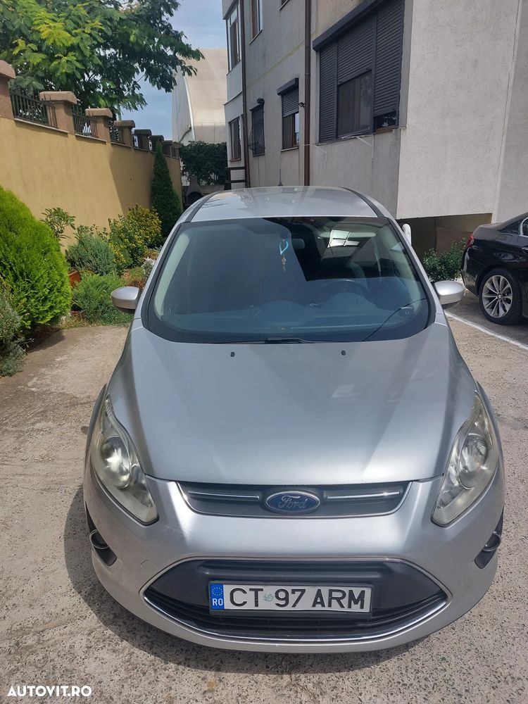 Ford Grand C-Max 2010 photo 2