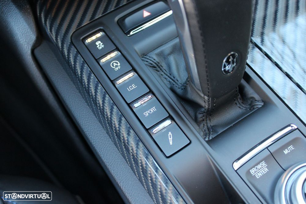 Maserati Ghibli GT Hybrid - 24