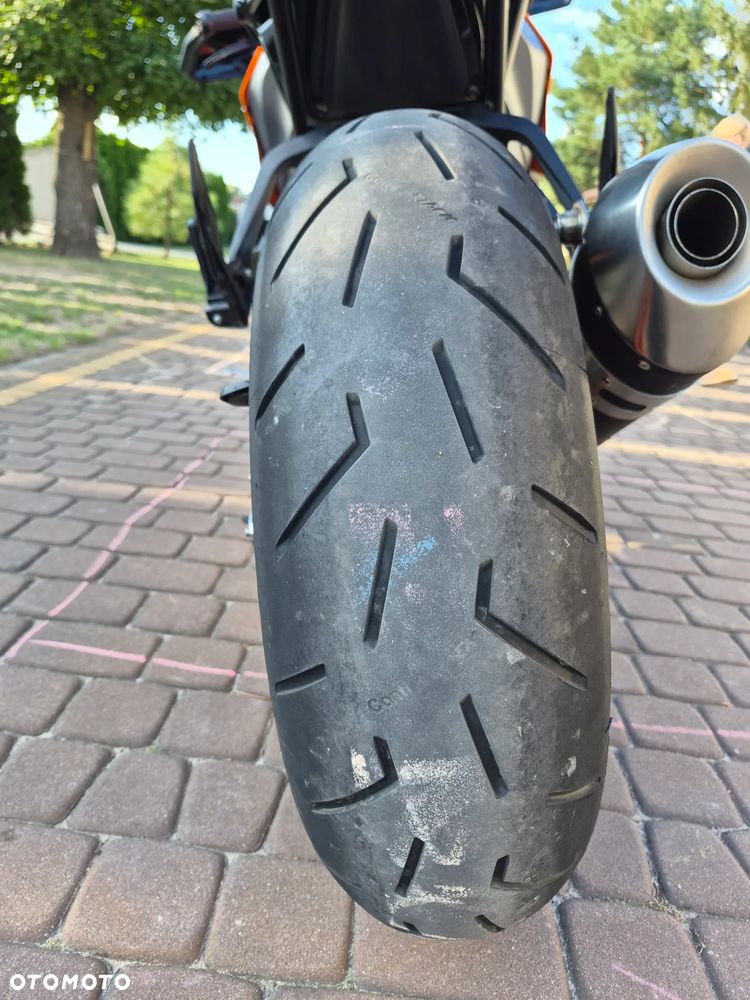 KTM Super Duke - 11