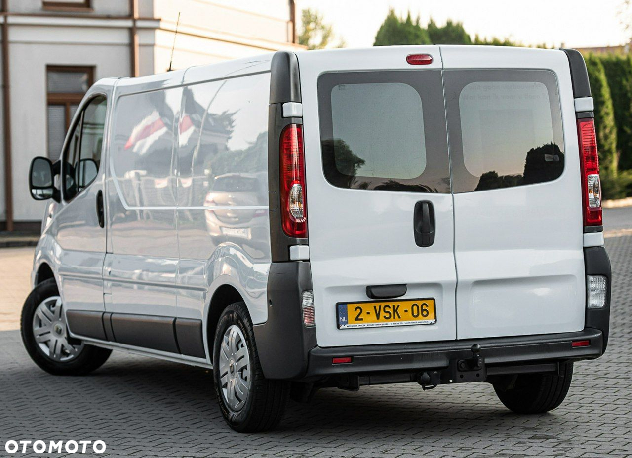 Renault Trafic - 2