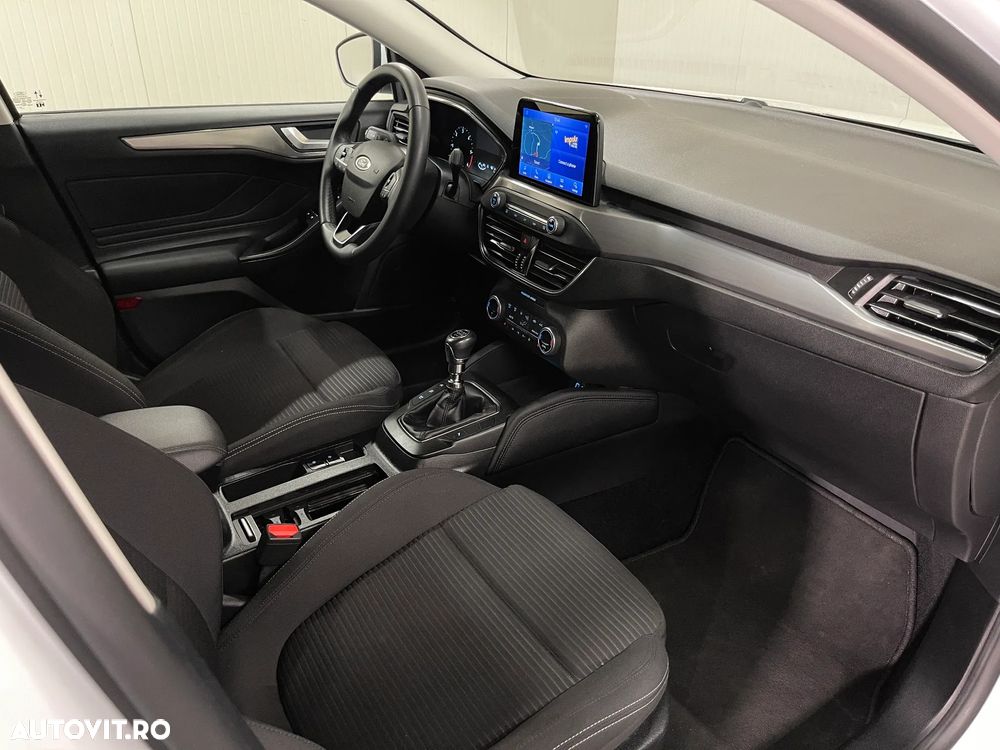 Ford Focus 1.5 EcoBlue Titanium - 11
