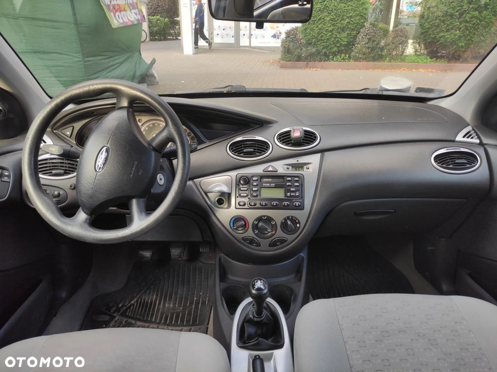 Ford Focus 1.6 FX - 9