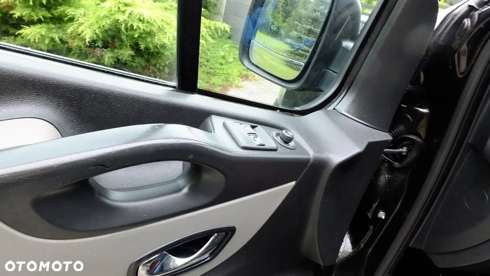Renault Trafic - 20