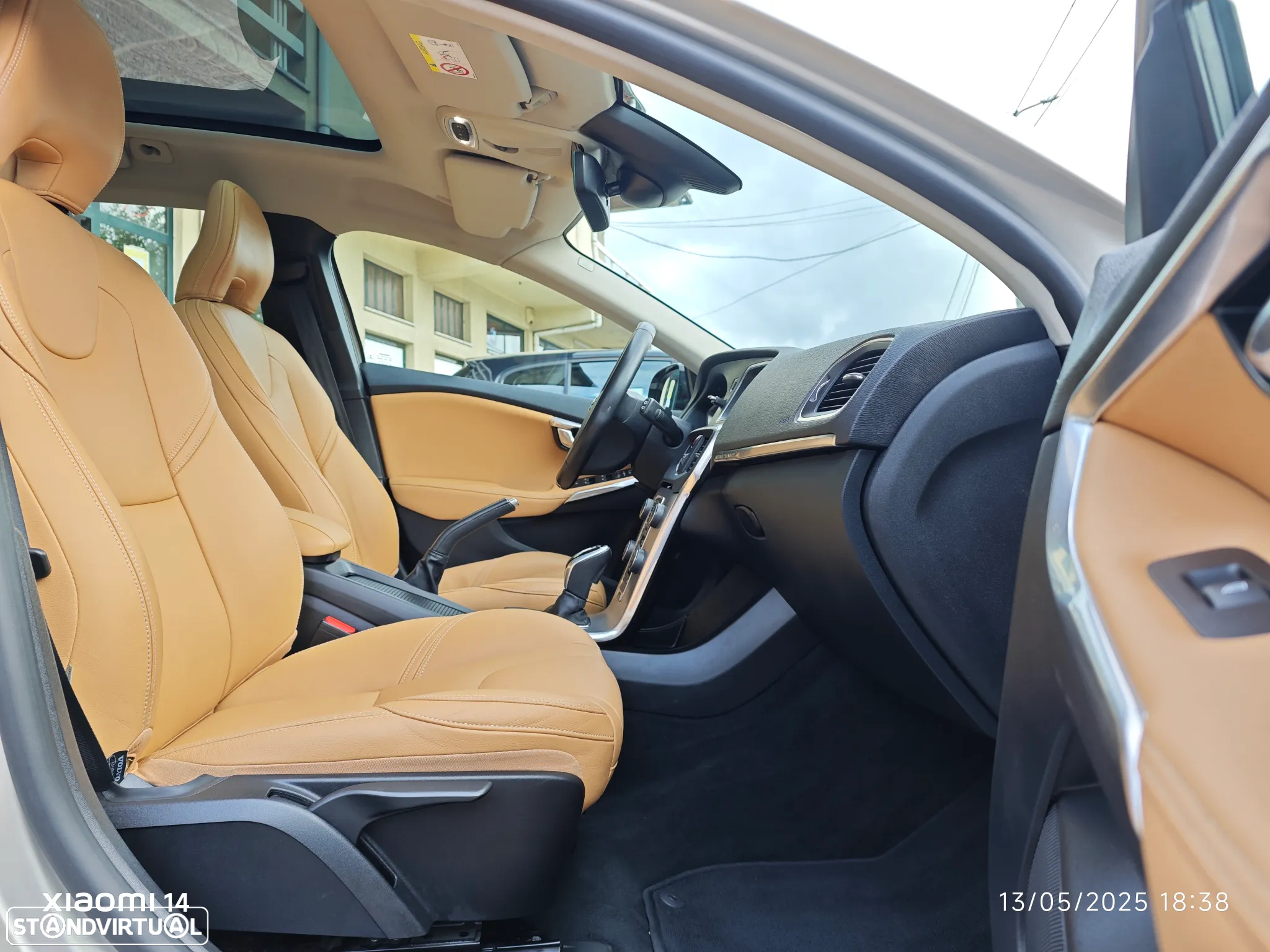 Volvo V40 Cross Country 1.5 T3 Summum Geartronic - 27