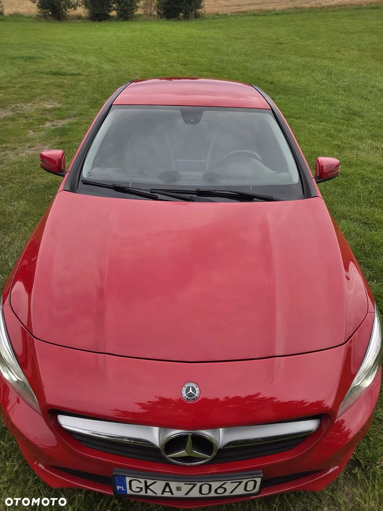 Mercedes-Benz CLA 200 Urban - 16