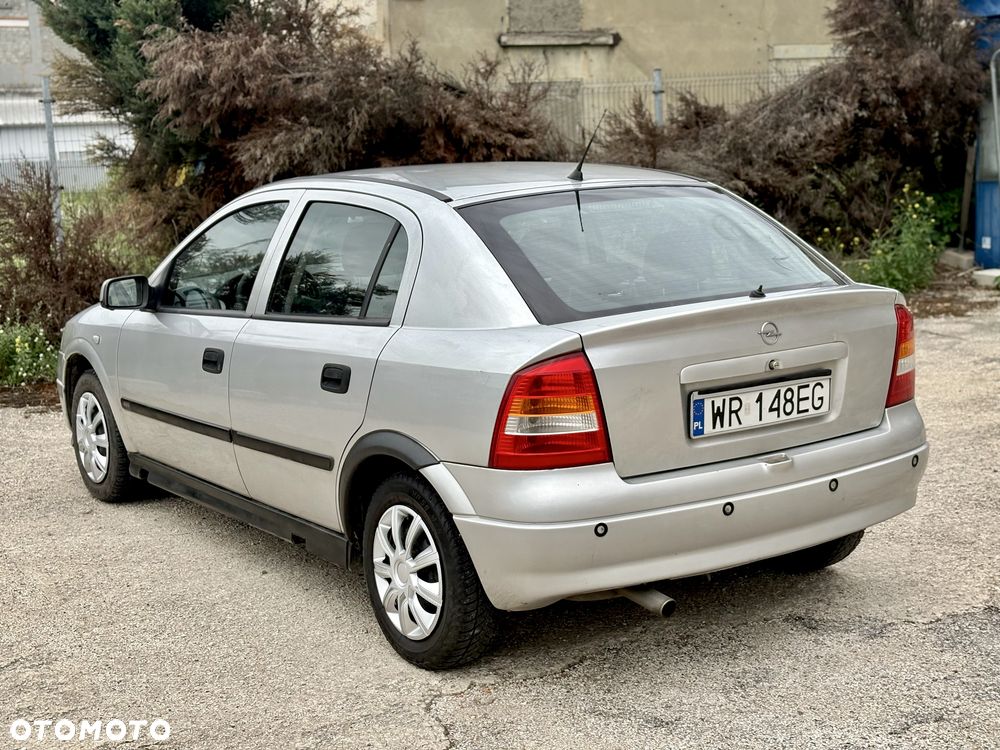 Opel Astra - 6