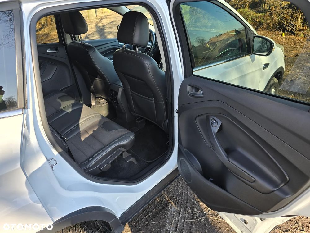 Ford Kuga 2.0 TDCi 4x4 Titanium - 15