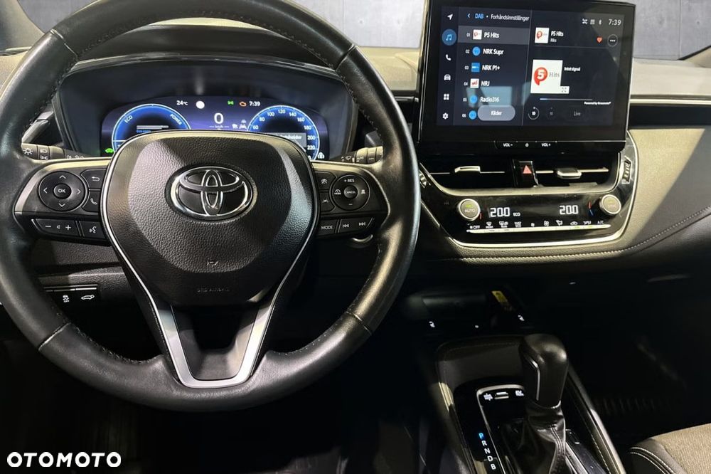 Toyota Corolla 1.8 Comfort - 11