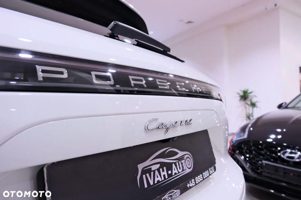 Porsche Cayenne Platinum Edition - 11