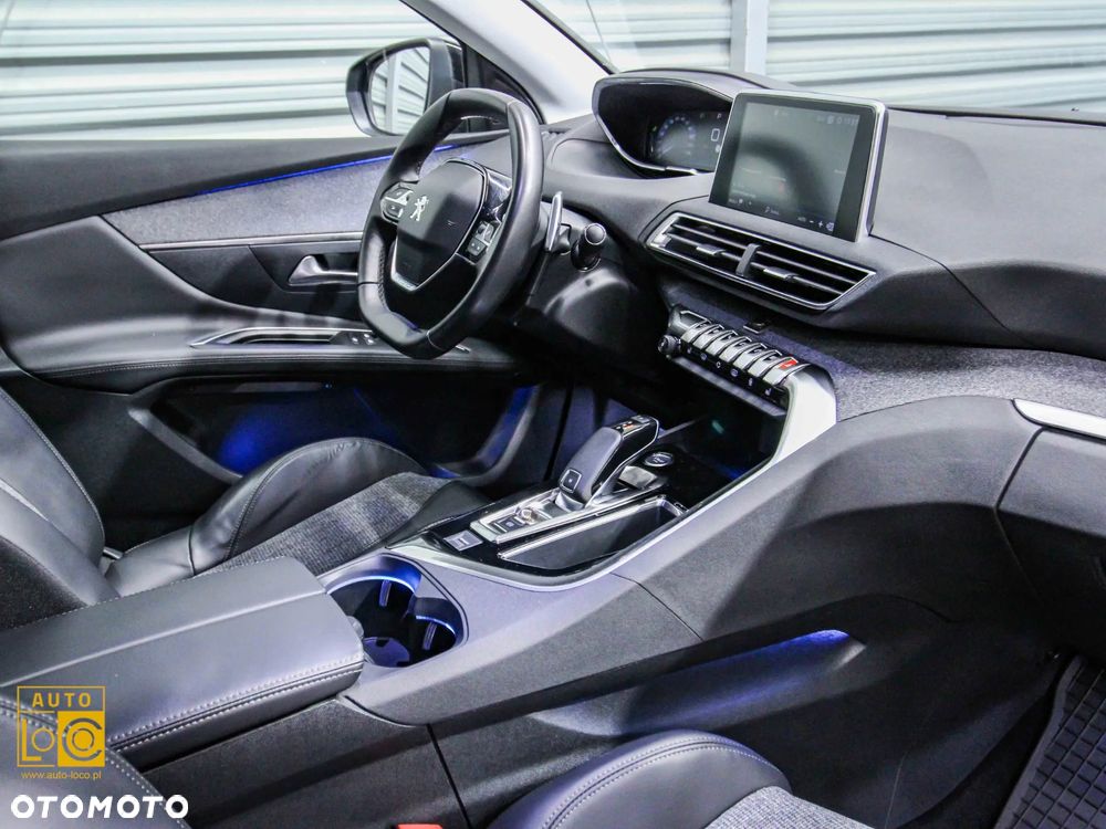 Peugeot 3008 1.2 PureTech Allure S&S EAT6 - 16