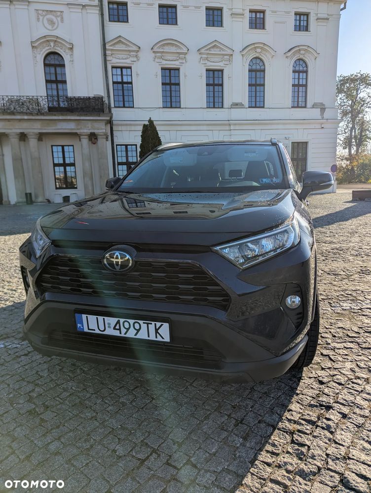 Toyota RAV4 - 10