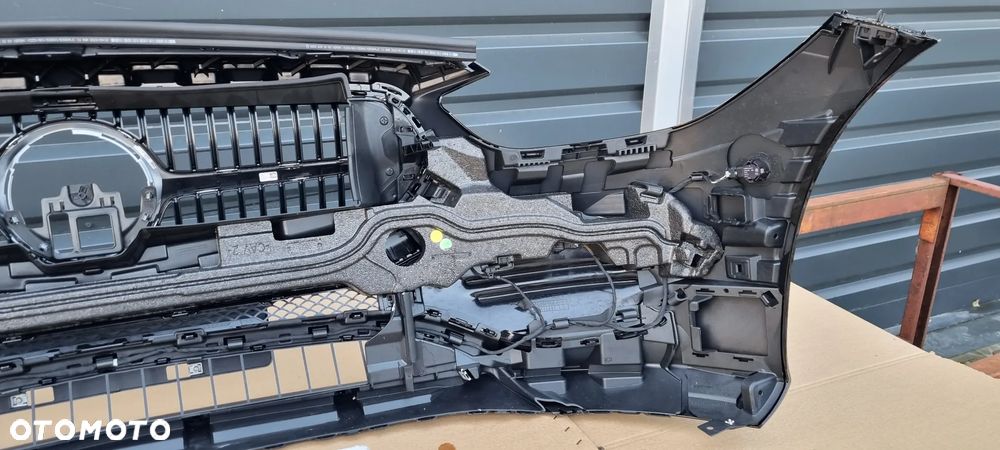 Mercedes C KLASA W206 zderzak przód oryginał MC194 - 10