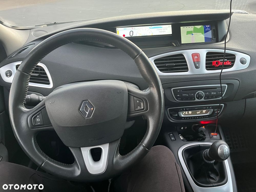 Renault Scenic - 15