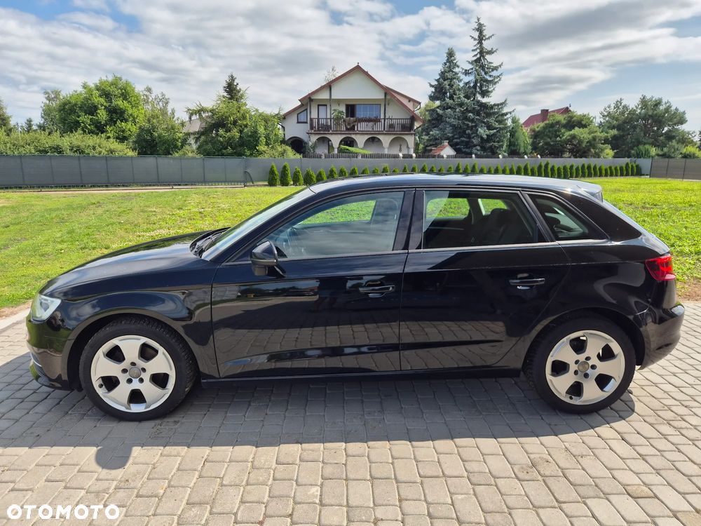 Audi A3 Sportback 1.6 TDI Attraction - 8